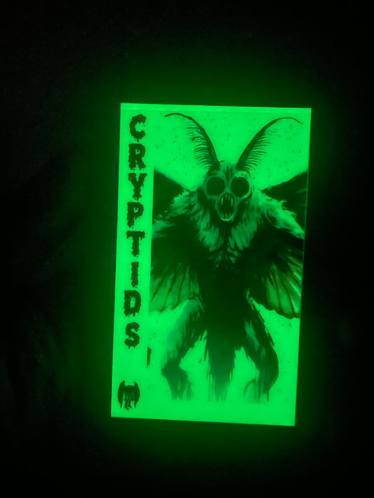 Glow in the dark - Cryptids Tall Boy - Mothman 1/1 trading card